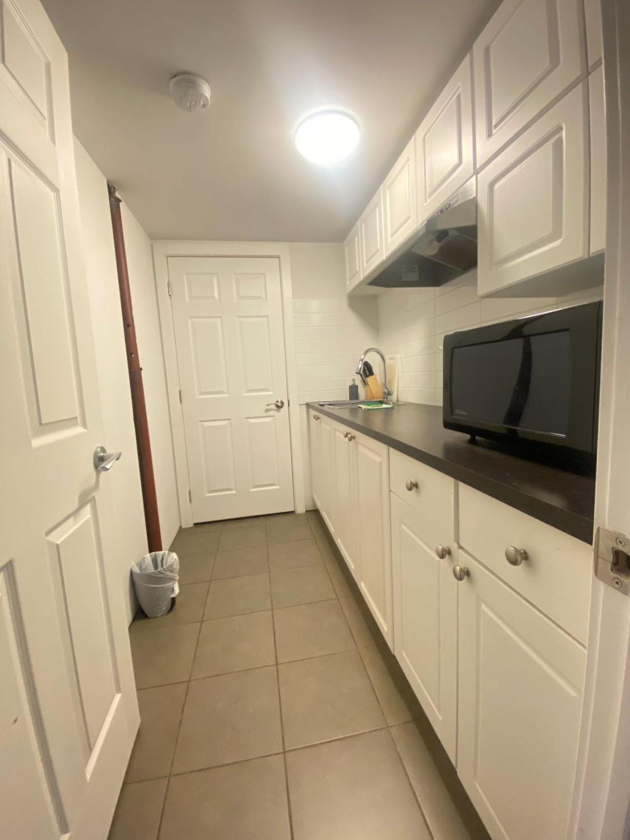Lovely Home Calgary Luaran gambar